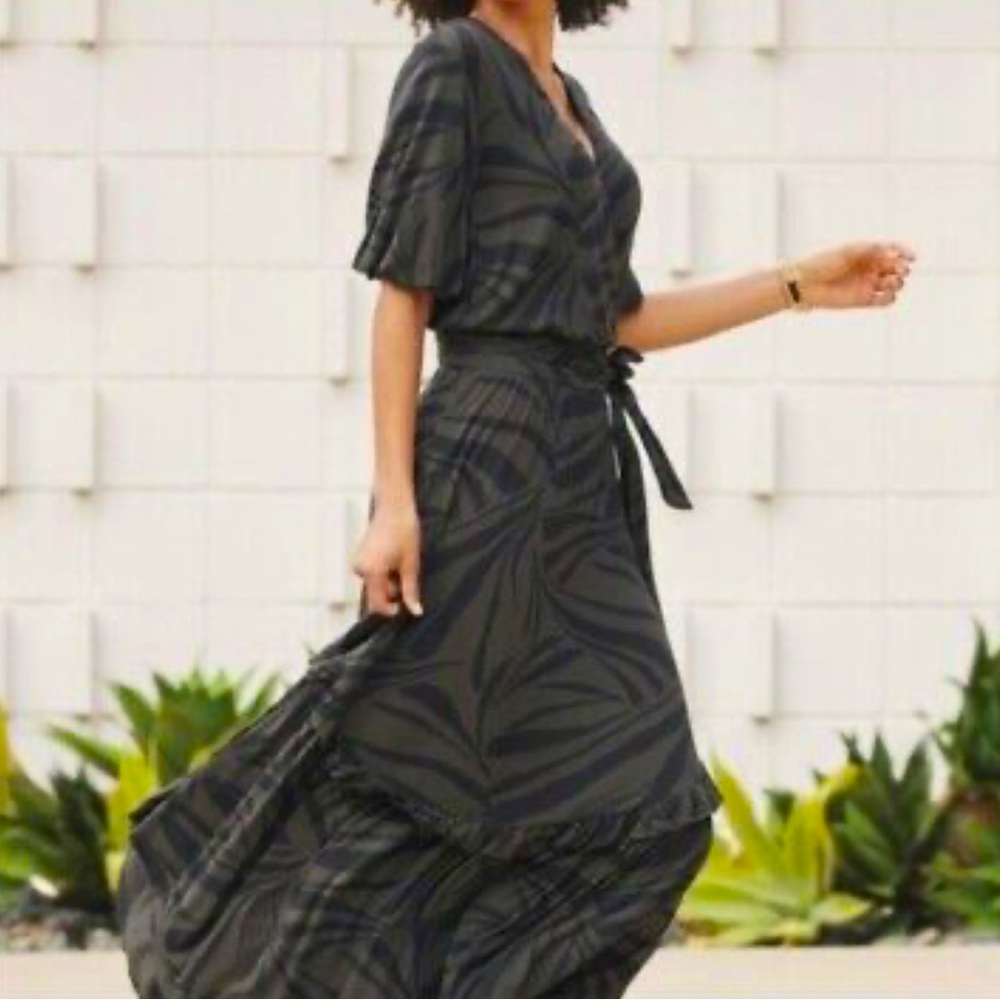 Z Supply Black and Gray Skirt Set